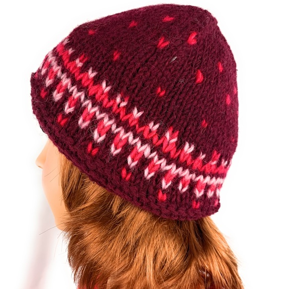 Hand knitted woolen beanies - Picture 3 of 8